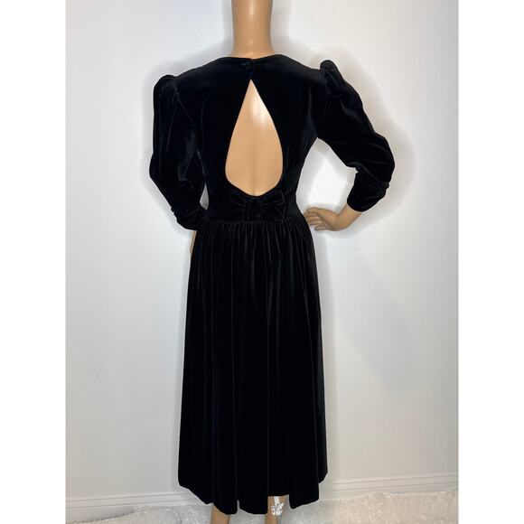 1980s Laura Ashley Black Velvet Puff Sleeve Midi Open Back with Bow Dress small - Picture 14 of 14